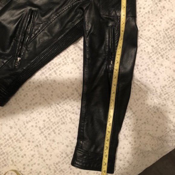 Danier Men's soft lamb leather jacket - Picture 8 of 9